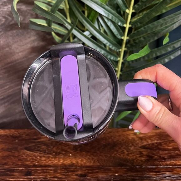 Stanley Halloween 20oz H2.0 Flowstate Quencher Tumbler in Spellcast Black. NWT! - Picture 9 of 10